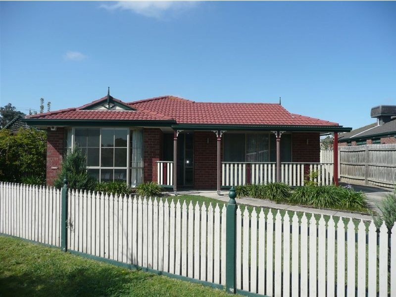 6 Gleeson Court, Langwarrin VIC 3910