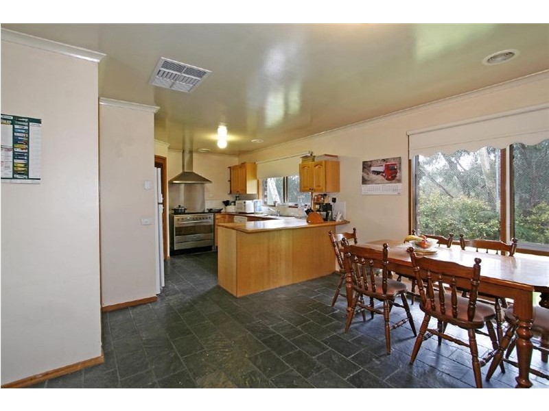 6 Bridgewater Court, Langwarrin VIC 3910