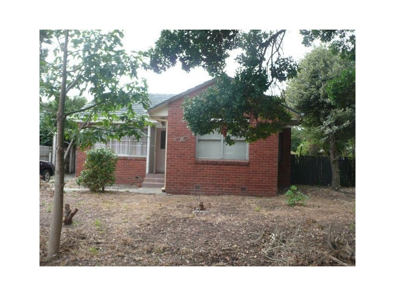 52 Pine Street, Frankston North VIC 3200