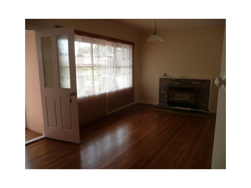 52 Pine Street, Frankston North VIC 3200