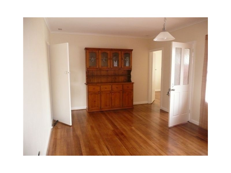 52 Pine Street, Frankston North VIC 3200