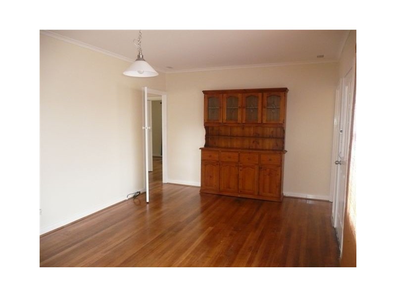 52 Pine Street, Frankston North VIC 3200