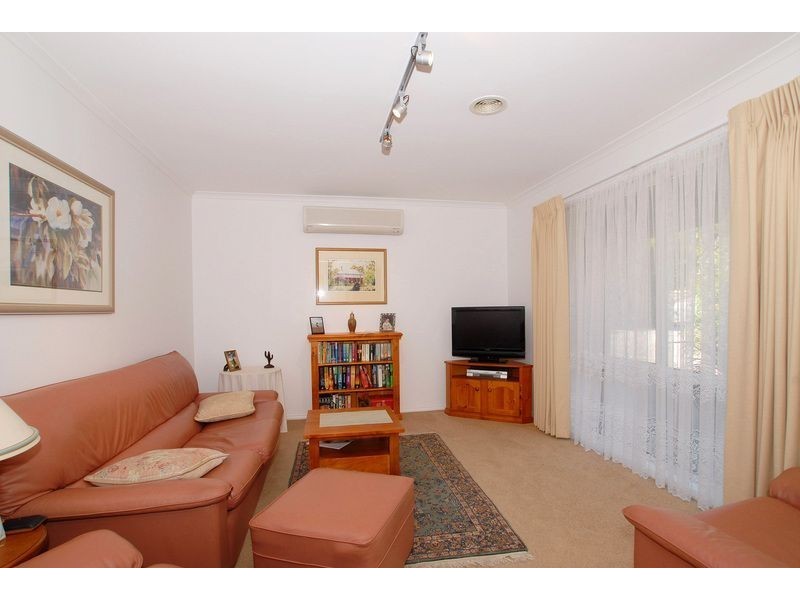 4 Theresa Avenue, Langwarrin VIC 3910