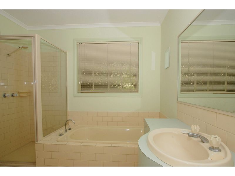 4 Theresa Avenue, Langwarrin VIC 3910