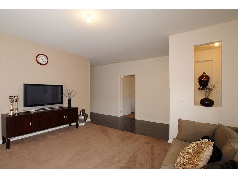2 Elemes Court, Langwarrin VIC 3910