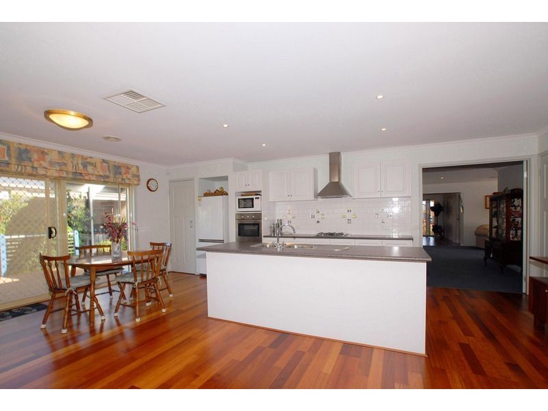 3 Crowea Court, Langwarrin VIC 3910