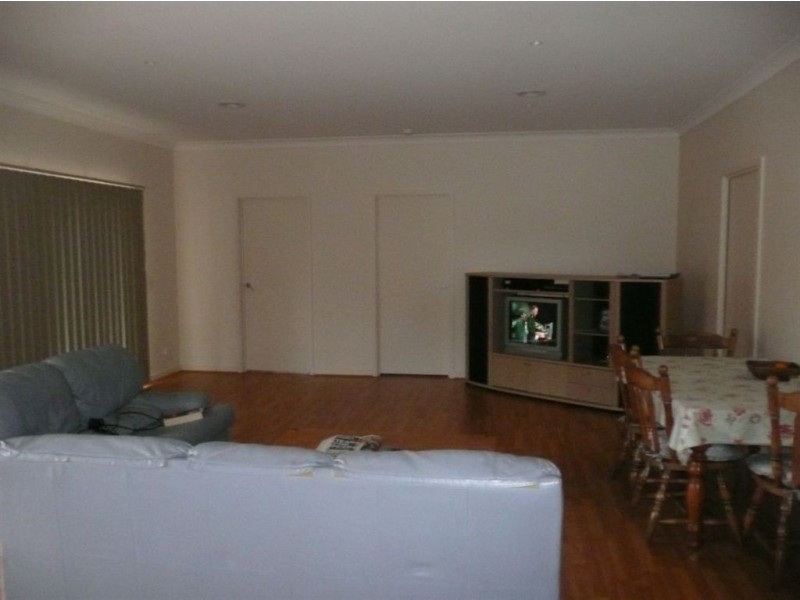 9 Aqueduct Road, Langwarrin VIC 3910