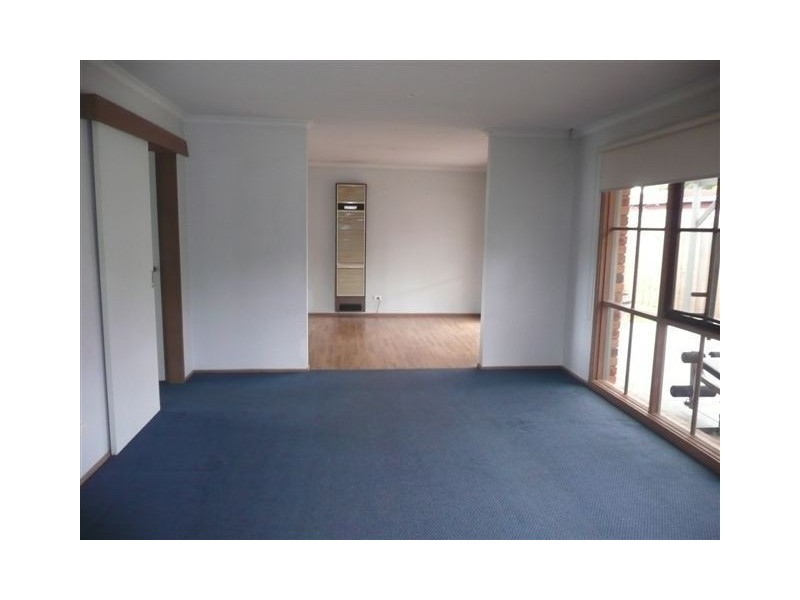 30 Deborah, Baxter VIC 3911