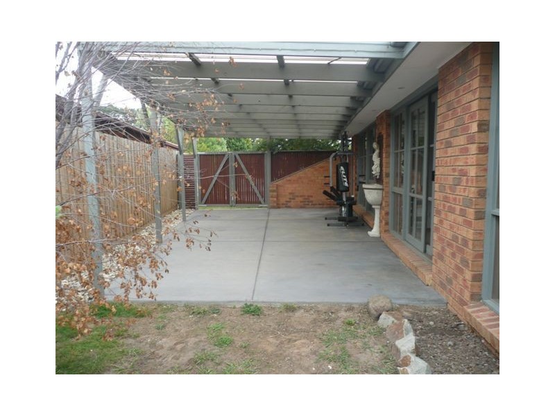 30 Deborah, Baxter VIC 3911