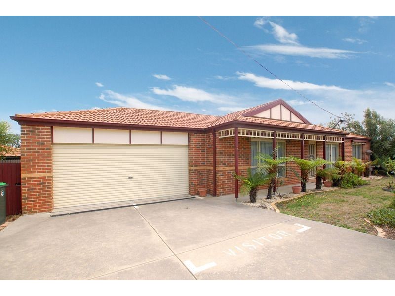 2/15 Potts Road, Langwarrin VIC 3910
