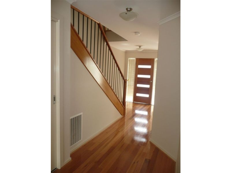 7/2 Edward Street, Langwarrin VIC 3910