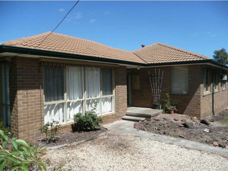 35 Wolsley Avenue, Frankston VIC 3199