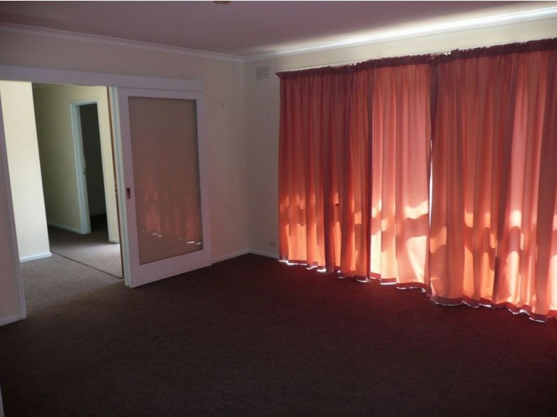 35 Wolsley Avenue, Frankston VIC 3199