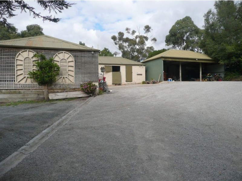 8 Gum Hill, Langwarrin VIC 3910