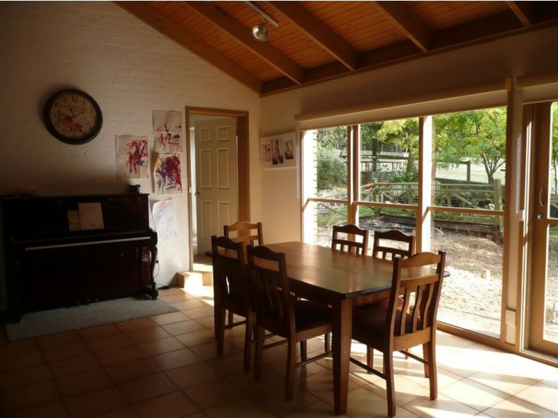 8 Gum Hill, Langwarrin VIC 3910