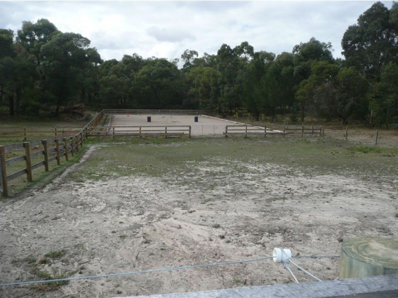 8 Gum Hill, Langwarrin VIC 3910