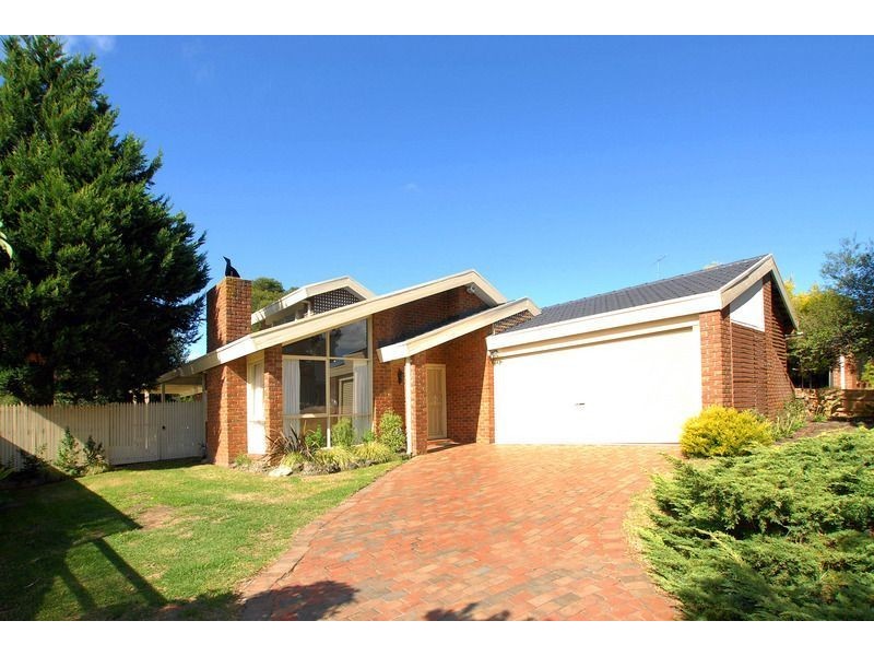 10 Beacon Drive, Langwarrin VIC 3910