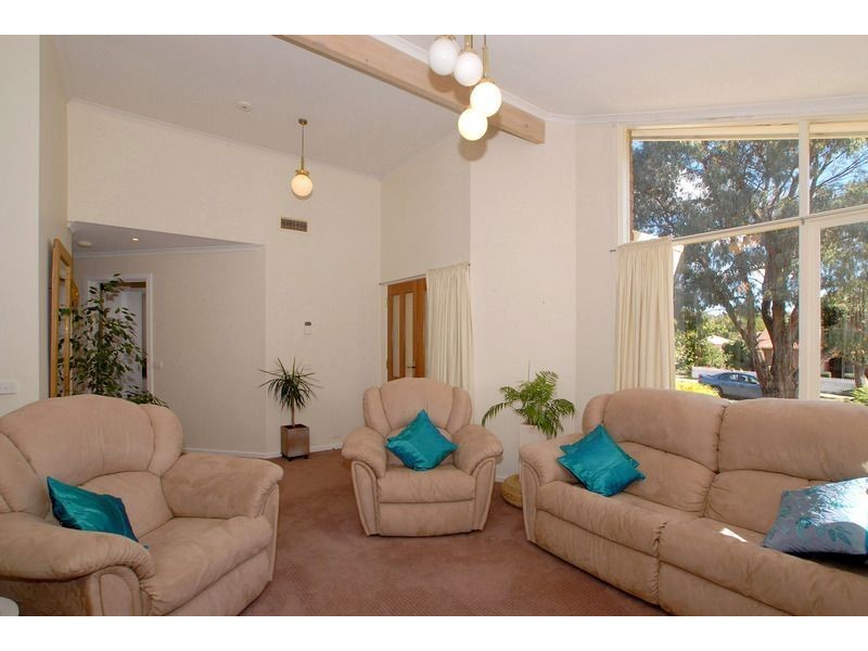 10 Beacon Drive, Langwarrin VIC 3910