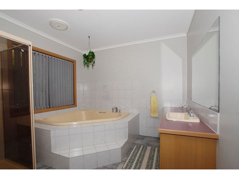 40 Bevnol Road, Langwarrin VIC 3910