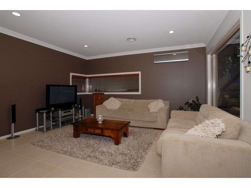 18 Black Sheoak Place, Langwarrin VIC 3910