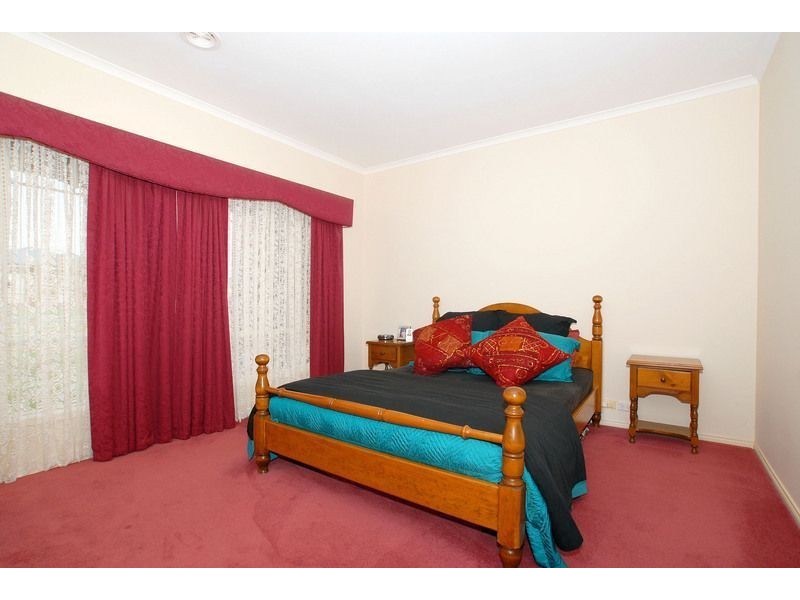 19 Heatherwood Grove, Langwarrin VIC 3910