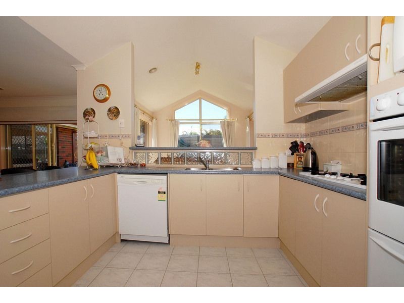 5 Julie Court, Langwarrin VIC 3910