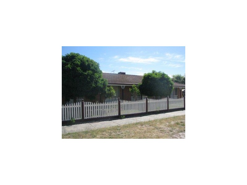 9 Kurrajong Court, Cranbourne North VIC 3977