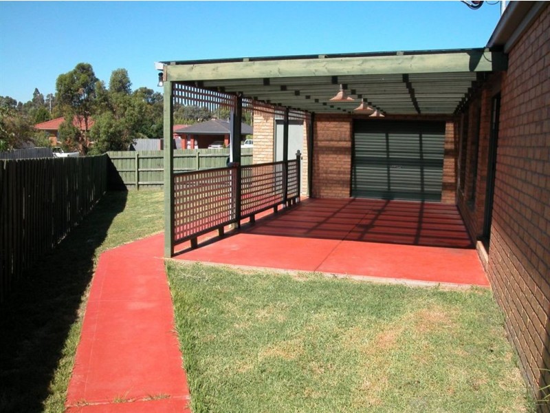 33 Jarman Drive, Langwarrin VIC 3910