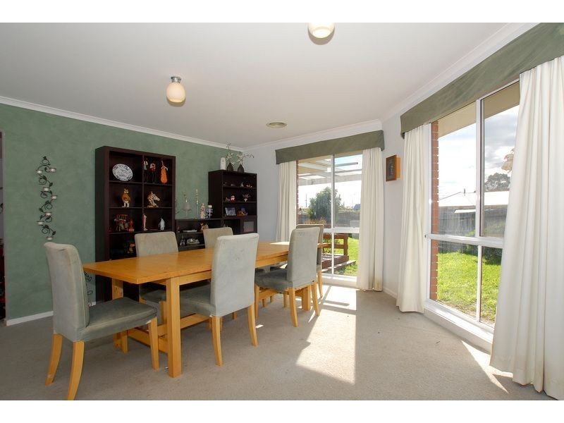 27 Norwarran Way, Langwarrin VIC 3910