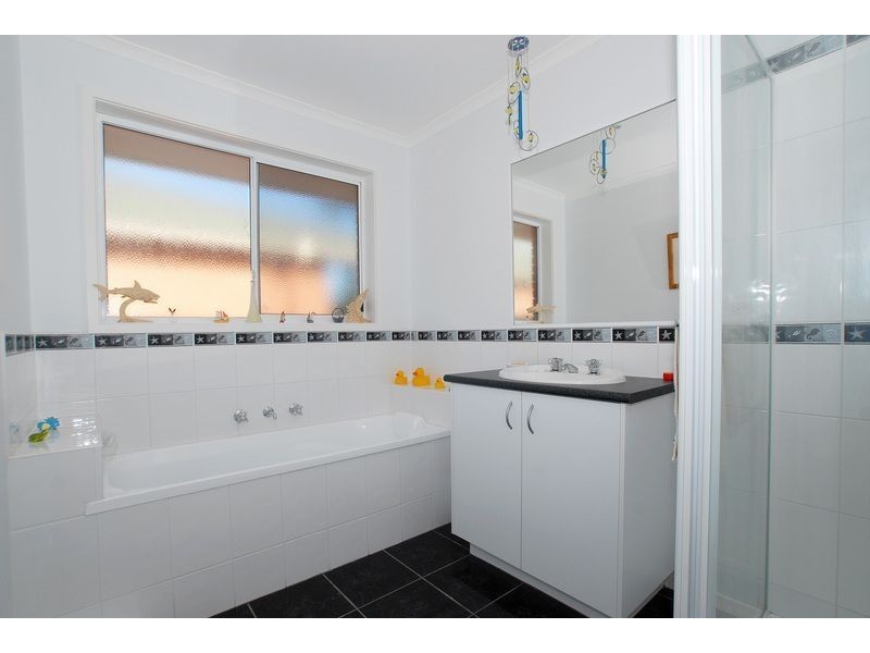 27 Norwarran Way, Langwarrin VIC 3910