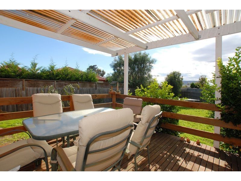 27 Norwarran Way, Langwarrin VIC 3910