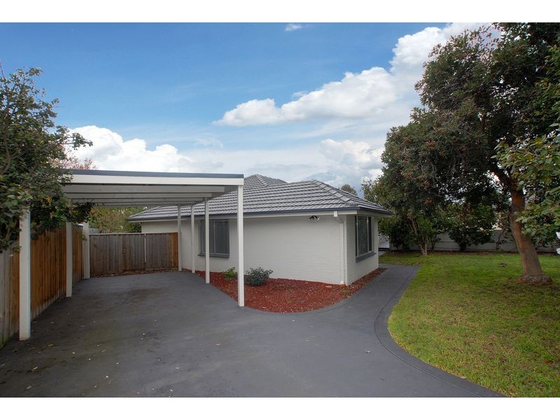 8 John Street, Langwarrin VIC 3910