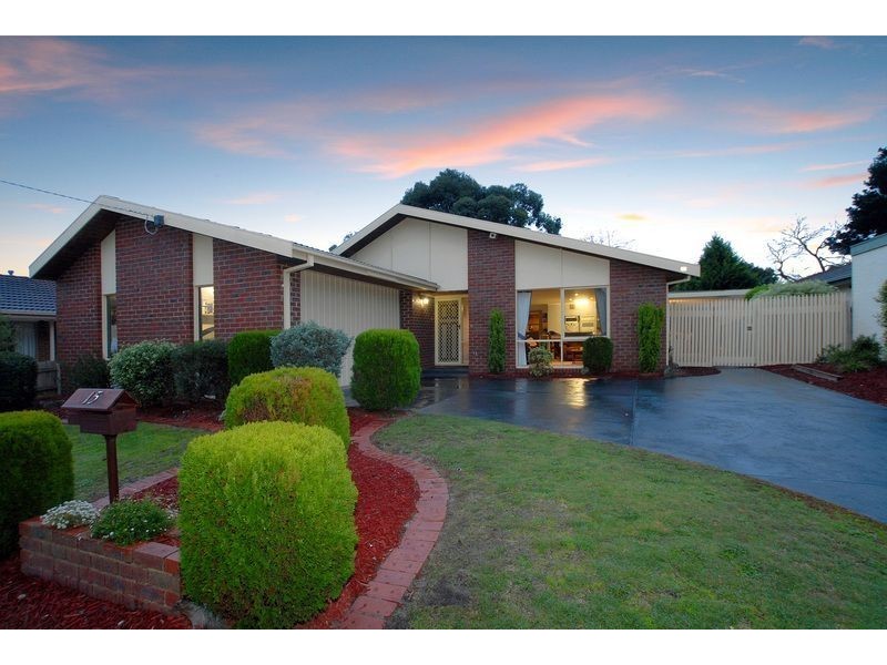 15 Bevnol Road, Langwarrin VIC 3910