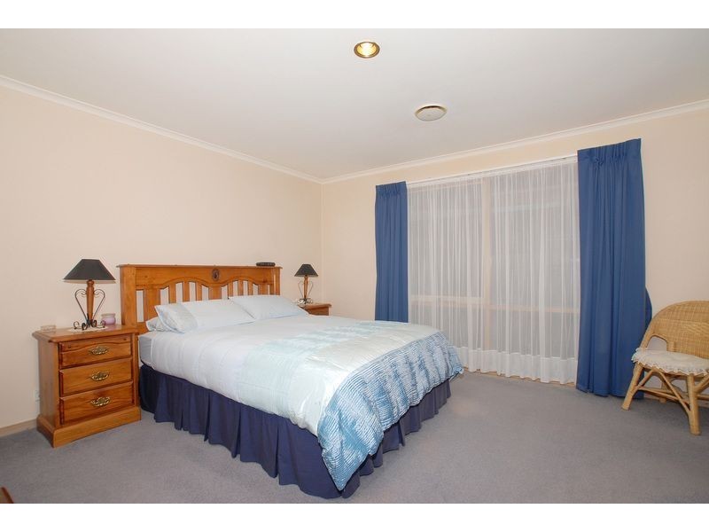15 Bevnol Road, Langwarrin VIC 3910