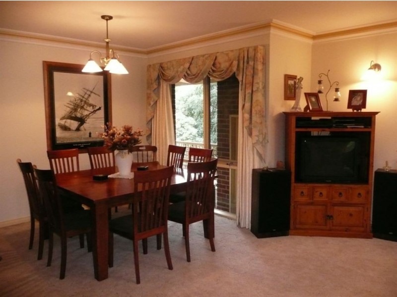 11 Micheala Court, Langwarrin VIC 3910