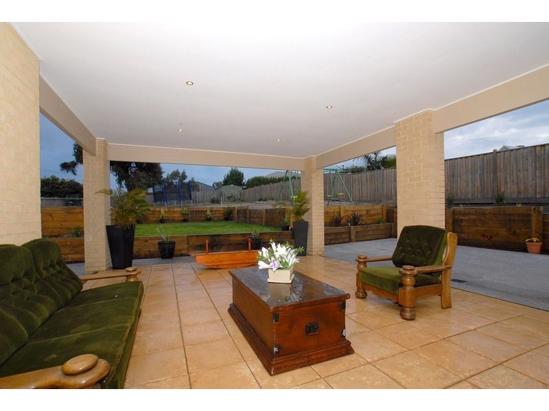 9 Mintbush Terrace, Langwarrin VIC 3910