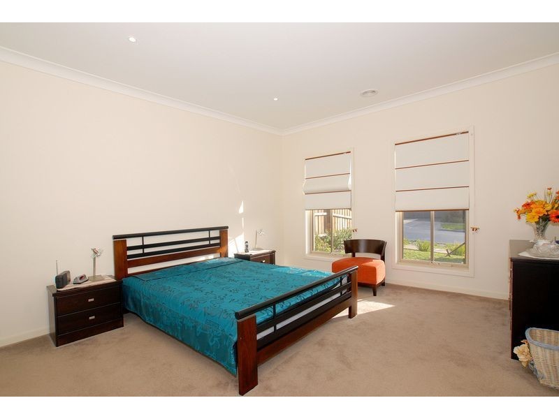 11 Aqueduct Road, Langwarrin VIC 3910