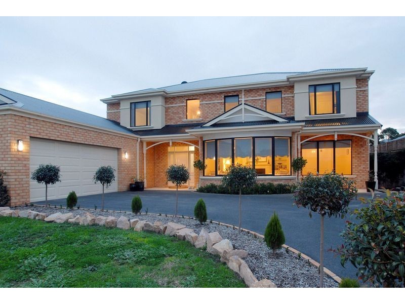 6 Fieldwood Lane, Langwarrin VIC 3910