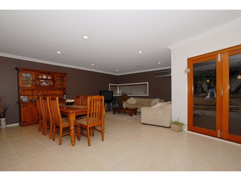 18 Blacksheoak Drive, Langwarrin VIC 3910