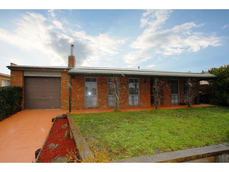 77 Burgess Drive, Langwarrin VIC 3910