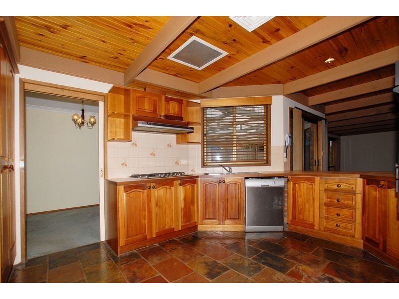 77 Burgess Drive, Langwarrin VIC 3910