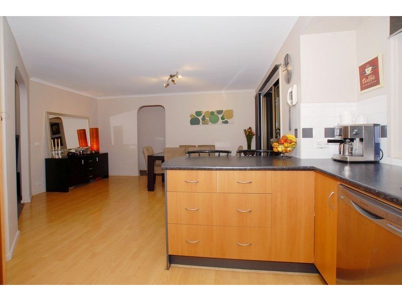 4 Natalie Court, Langwarrin VIC 3910