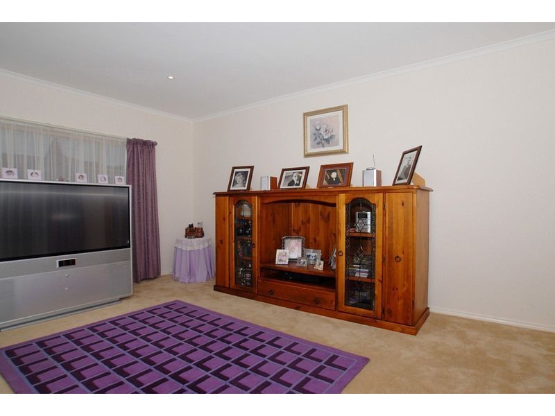 3/16 Pepperbush Crescent, Langwarrin VIC 3910