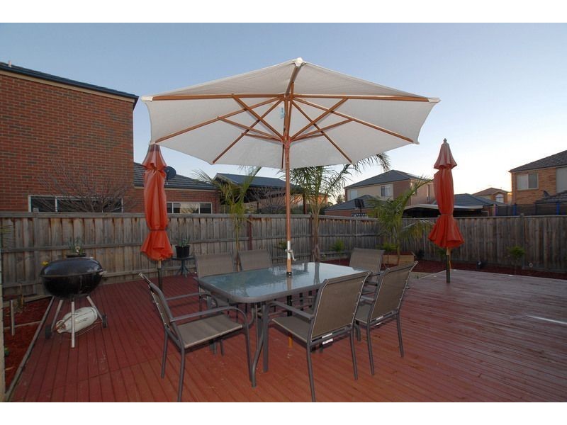 3/16 Pepperbush Crescent, Langwarrin VIC 3910