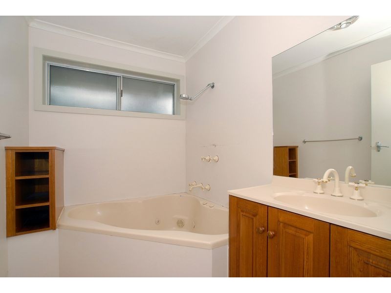 8 John  Street, Langwarrin VIC 3910