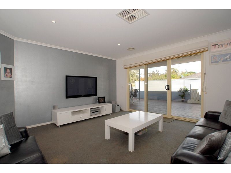 34 Trentham Way, Langwarrin VIC 3910