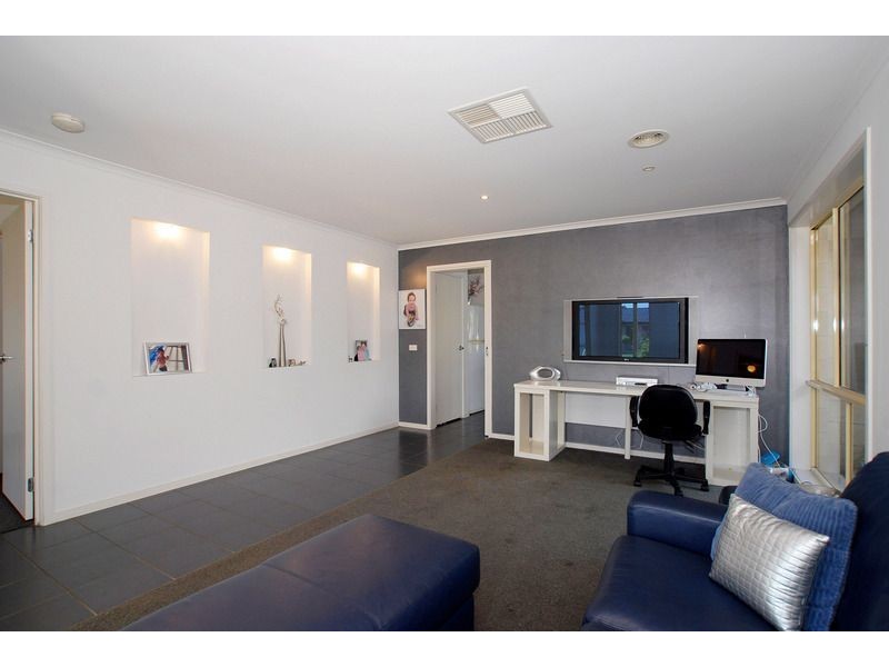 34 Trentham Way, Langwarrin VIC 3910