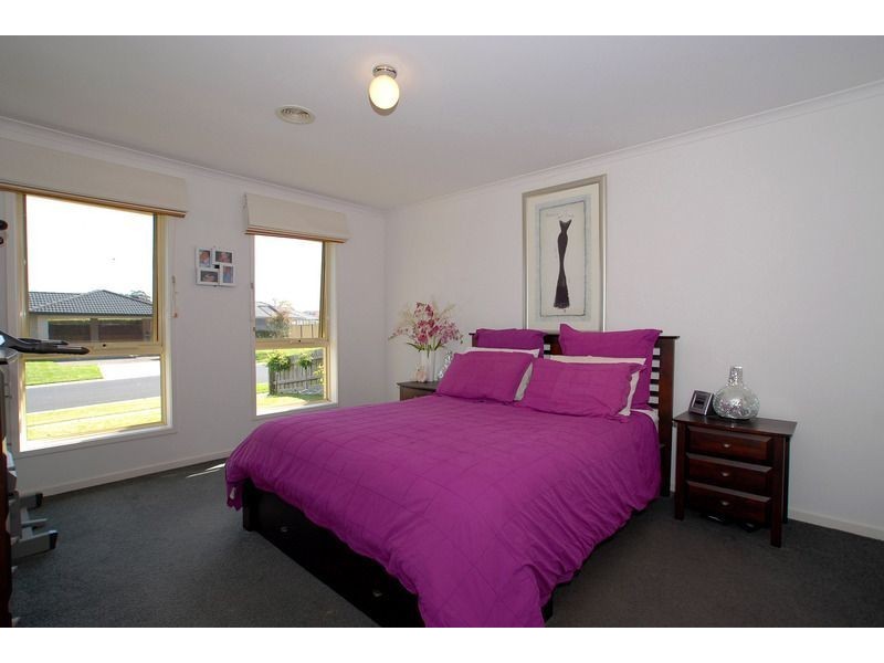 34 Trentham Way, Langwarrin VIC 3910