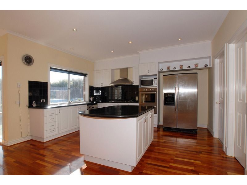 9 Sundew Drive, Langwarrin VIC 3910