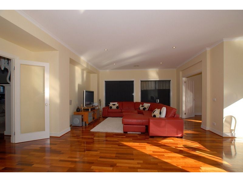 9 Sundew Drive, Langwarrin VIC 3910